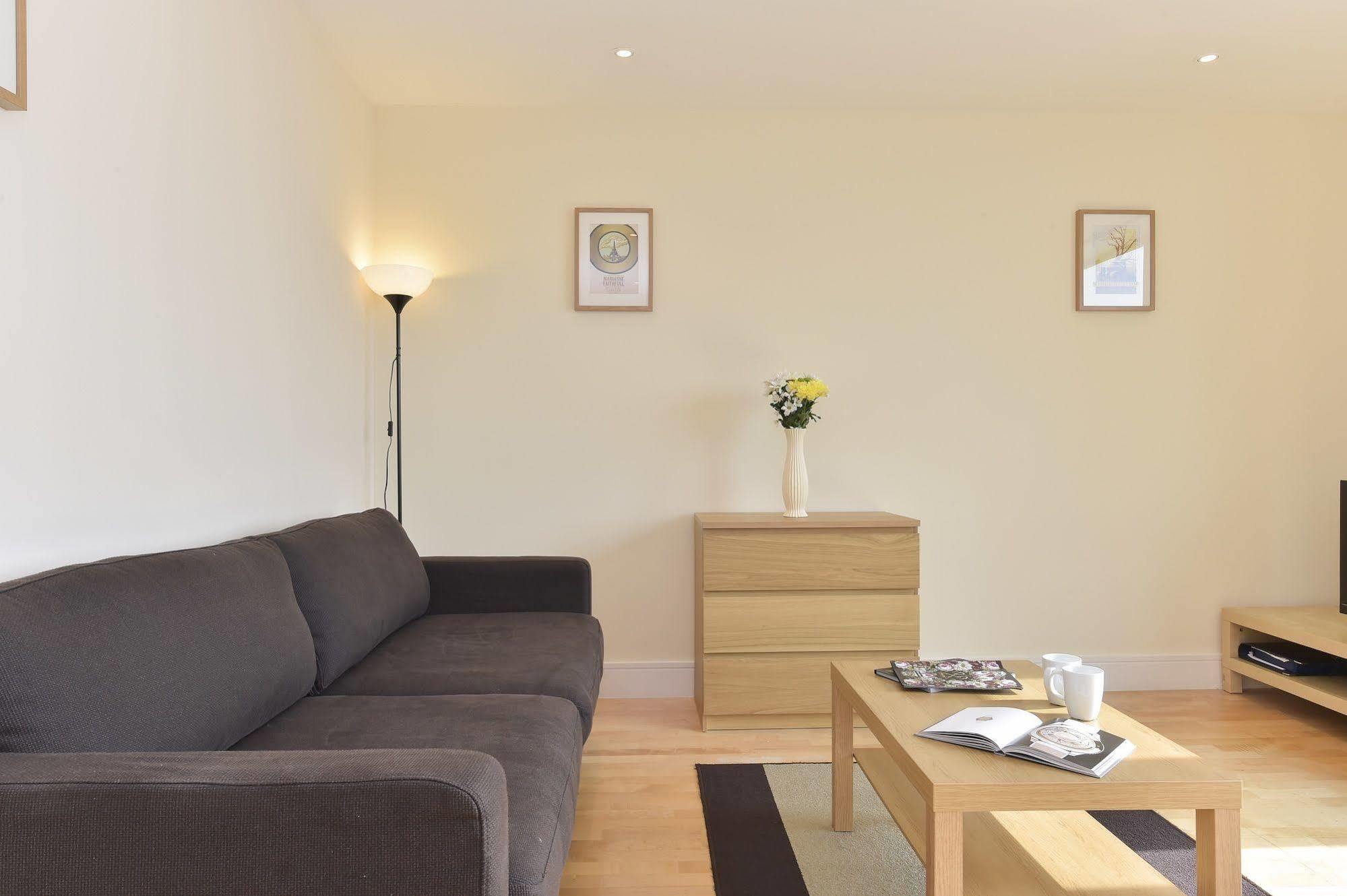 Beautiful 4-Bedroom Flat In London Bridge/Borough! Extérieur photo
